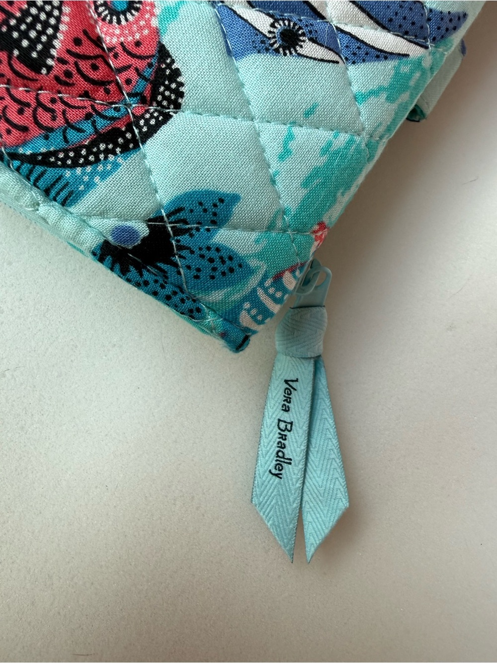 NWOT Vera Bradley Wristlet Wallet Antilles Treasure Wallet Blue Ocean Fish RFID - Picture 3 of 7